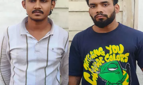 Raipur Breaking: ऑनलाइन सट्टा संचालित करने वाले 2 बुकी गिरफ्तार