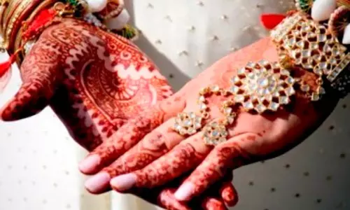 वैवाहिक धोखाधड़ी: आंध्र प्रदेश के व्यक्ति को ठगने के आरोप में ओडिशा की महिला और उसकी मां गिरफ्तार