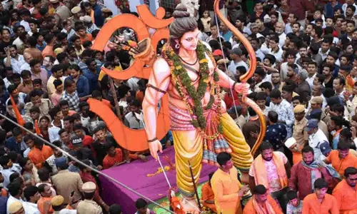 पुलिस ने Hyderabad में राम नवमी 2025 जुलूस मार्ग का निरीक्षण किया पुलिस ने Hyderabad में राम नवमी 2025 जुलूस मार्ग का निरीक्षण किया