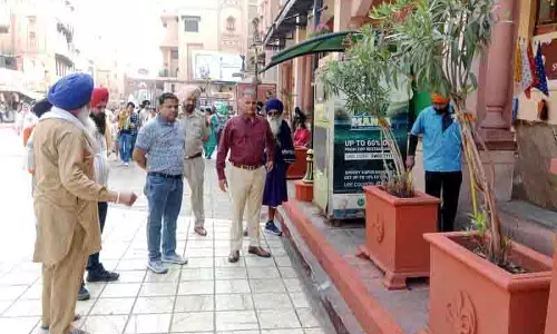 Amritsar: स्वच्छता सुनिश्चित करने और नियुक्त फर्म के कामकाज की समीक्षा करने का निर्देश Amritsar: स्वच्छता सुनिश्चित करने और नियुक्त फर्म के कामकाज की समीक्षा करने का निर्देश