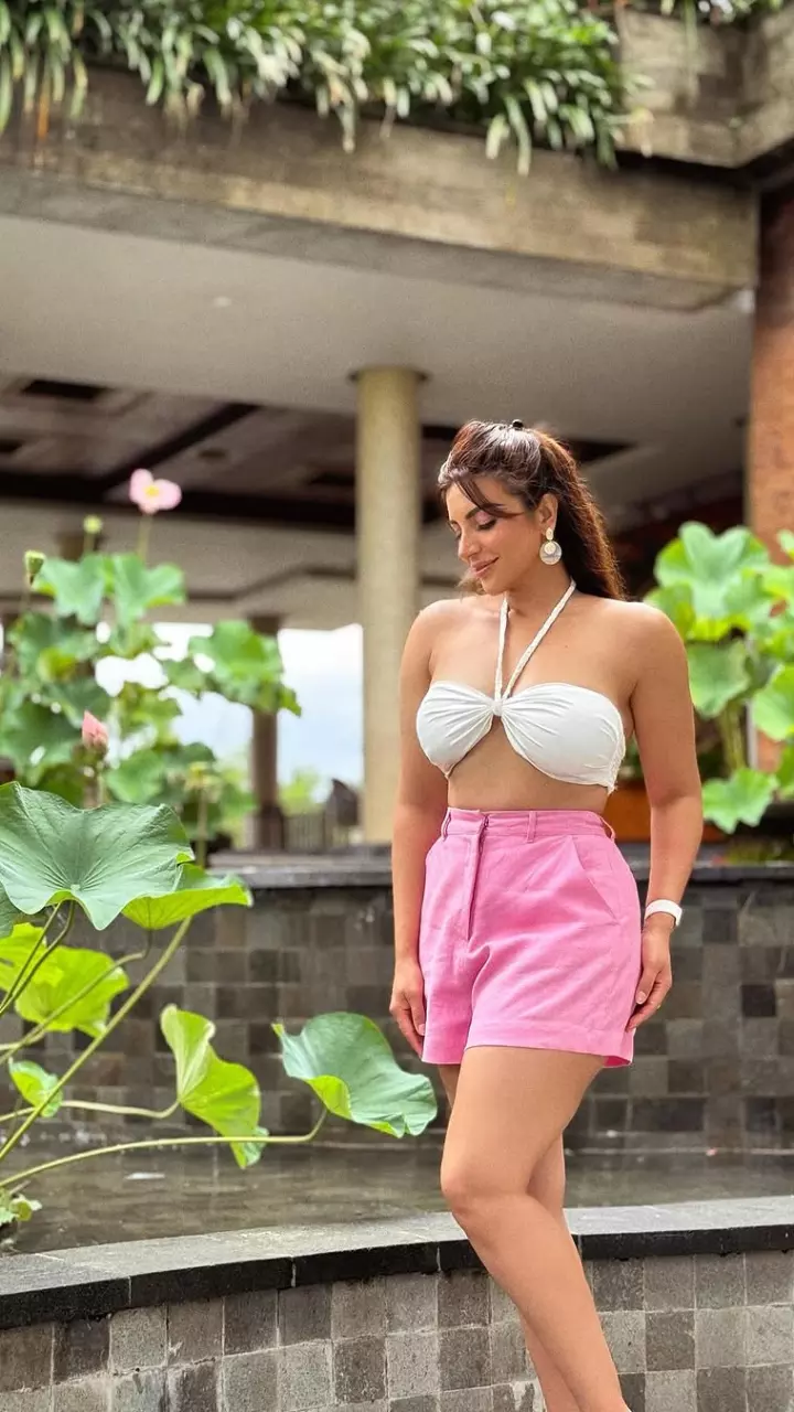 शमा सिकंदर का हॉट अवतार