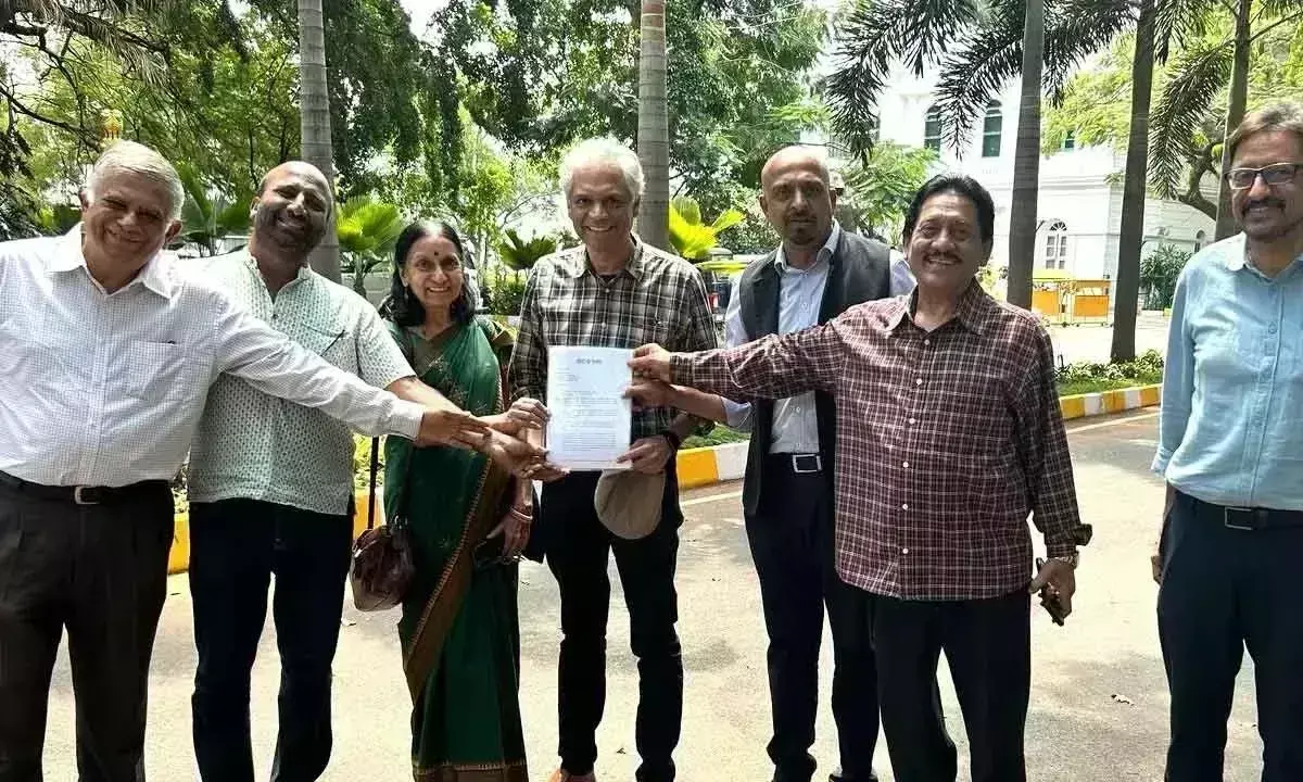 राज्यपाल ने नागरिकों के विरोध के बाद ग्रेटर बेंगलुरु गवर्नेंस बिल लौटाया राज्यपाल ने नागरिकों के विरोध के बाद ग्रेटर बेंगलुरु गवर्नेंस बिल लौटाया