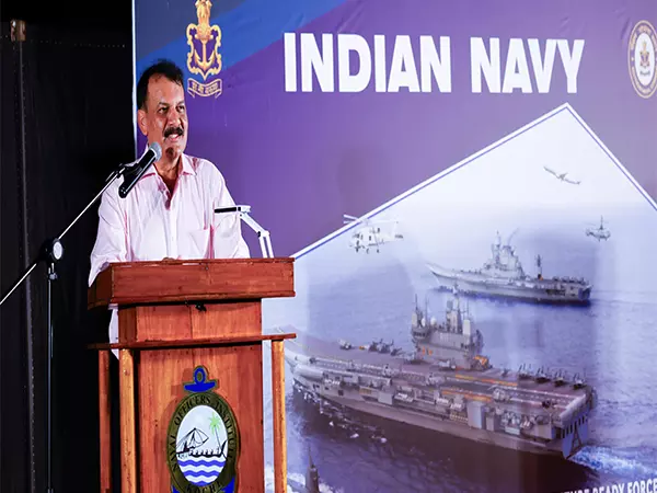 भारतीय नौसेना अपने दिग्गजों की निस्वार्थ सेवा और बलिदान के कारण सर्वोच्च स्थान पर है: Navy Chief भारतीय नौसेना अपने दिग्गजों की निस्वार्थ सेवा और बलिदान के कारण सर्वोच्च स्थान पर है: Navy Chief