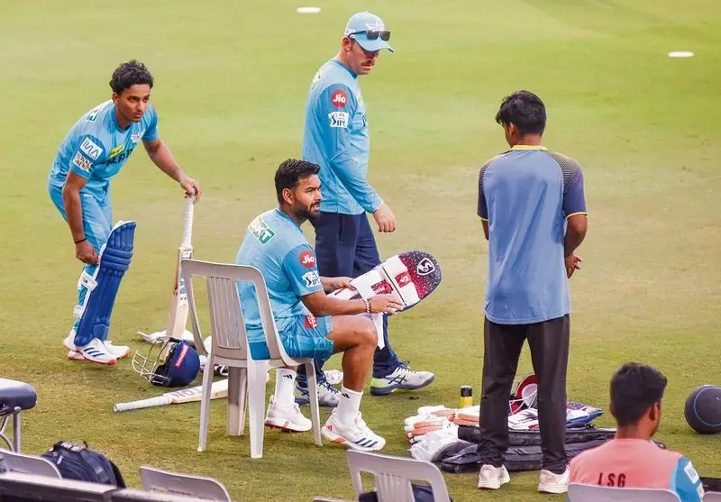 LSG का सामना एसआरएच की बल्लेबाजी से होगा LSG का सामना एसआरएच की बल्लेबाजी से होगा