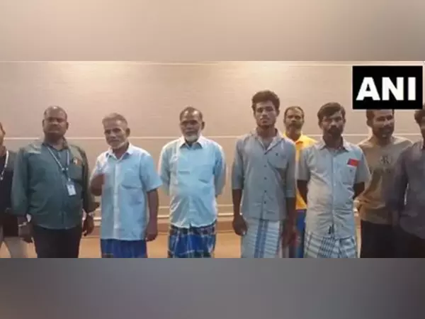 श्रीलंका की जेल से रिहा हुए 7 मछुआरे Chennai पहुंचे श्रीलंका की जेल से रिहा हुए 7 मछुआरे Chennai पहुंचे