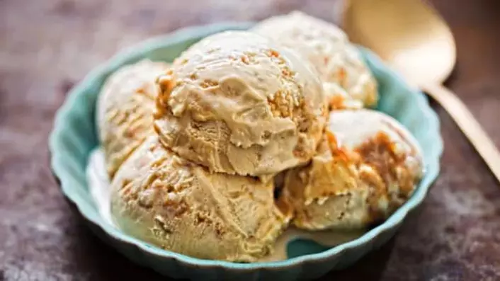 Ice Cream Recipe: गर्मियों में इन तरीकों से घर पर बनाएं स्वादिष्ट आइसक्रीम Ice Cream Recipe: गर्मियों में इन तरीकों से घर पर बनाएं स्वादिष्ट आइसक्रीम