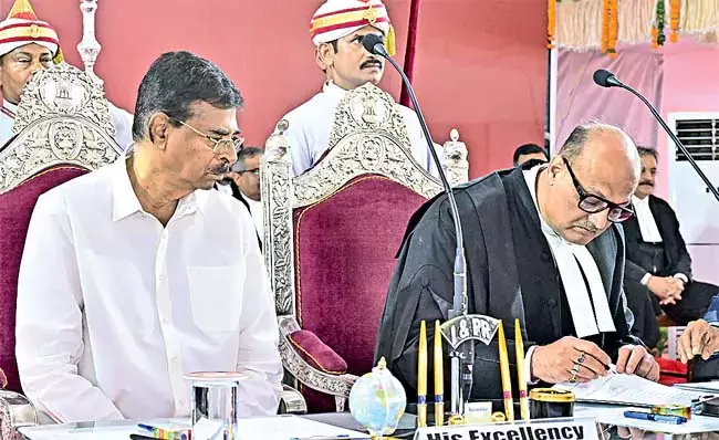 Odisha: न्यायमूर्ति हरीश टंडन उच्च न्यायालय के मुख्य न्यायाधीश नियुक्त Odisha: न्यायमूर्ति हरीश टंडन उच्च न्यायालय के मुख्य न्यायाधीश नियुक्त