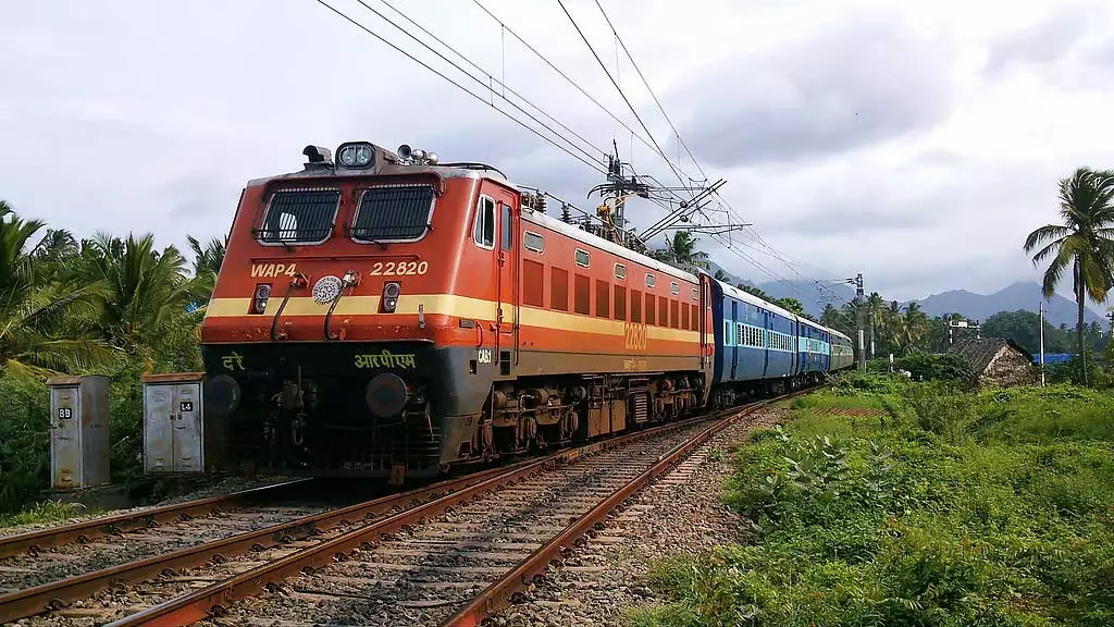 Tamil Nadu : इरोड-जोलारपेट्टई ट्रेन आंशिक रूप से रद्द Tamil Nadu : इरोड-जोलारपेट्टई ट्रेन आंशिक रूप से रद्द