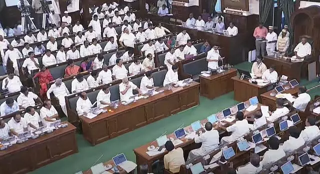 वक्फ संशोधन विधेयक मुसलमानों के धार्मिक अधिकार छीनता है: CM Stalin वक्फ संशोधन विधेयक मुसलमानों के धार्मिक अधिकार छीनता है: CM Stalin