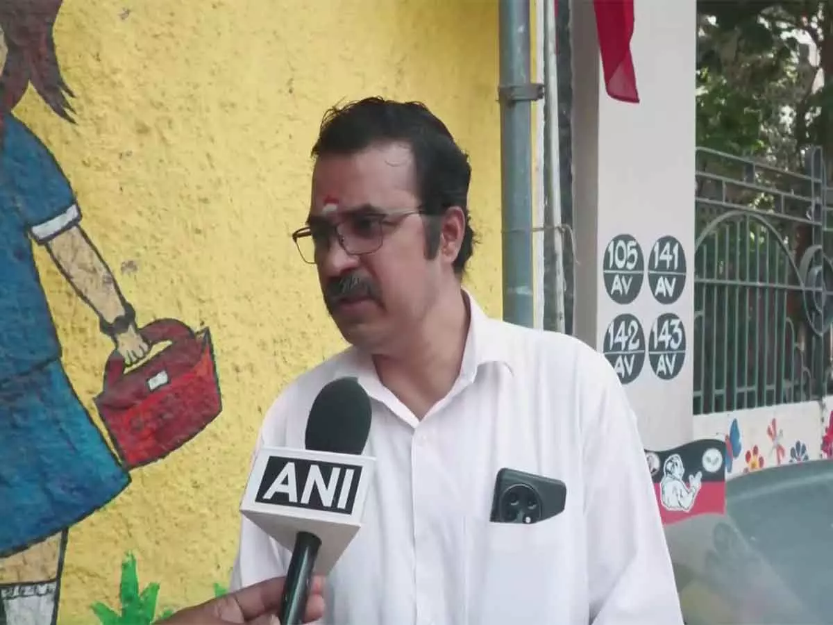 वक्फ संशोधन विधेयक 2024 के खिलाफ TN CM द्वारा प्रस्ताव पेश किए जाने के बाद AIADMK के कोवई सत्यन वक्फ संशोधन विधेयक 2024 के खिलाफ TN CM द्वारा प्रस्ताव पेश किए जाने के बाद AIADMK के कोवई सत्यन