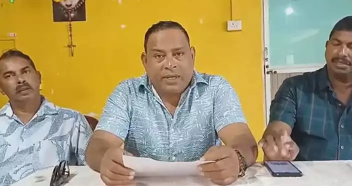 Goa के मछली पकड़ने वाले नाव मालिकों ने प्रमुख शर्तों के साथ प्रतिबंध बढ़ाने पर सहमति जताई Goa के मछली पकड़ने वाले नाव मालिकों ने प्रमुख शर्तों के साथ प्रतिबंध बढ़ाने पर सहमति जताई