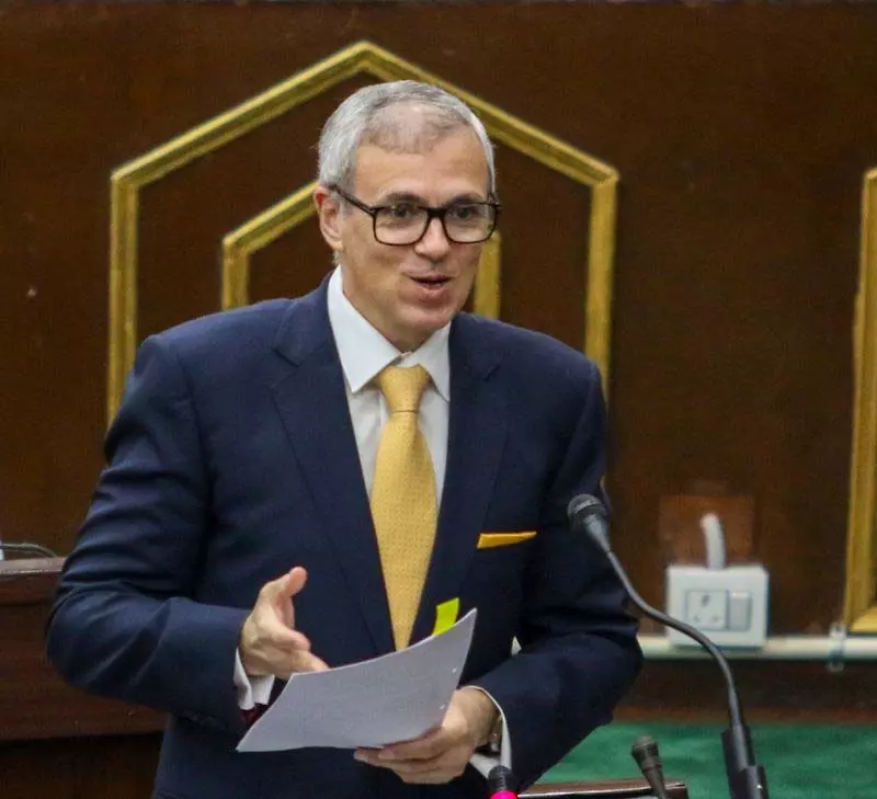 महिला अधिकार कार्यकर्ताओं ने CM Abdullah से महिलाओं के लिए विशेष प्रकोष्ठों की सुरक्षा का आग्रह किया महिला अधिकार कार्यकर्ताओं ने CM Abdullah से महिलाओं के लिए विशेष प्रकोष्ठों की सुरक्षा का आग्रह किया