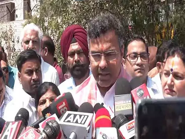 अवैध मांस बेचने वालों के खिलाफ सख्त कार्रवाई होगी: Delhi minister अवैध मांस बेचने वालों के खिलाफ सख्त कार्रवाई होगी: Delhi minister