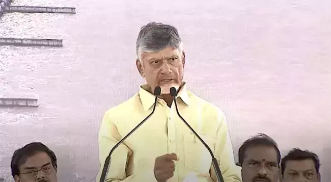 ‘पोलावरम’ को कभी न कभी तो पूरा हो जाना चाहिए था : Chandrababu ‘पोलावरम’ को कभी न कभी तो पूरा हो जाना चाहिए था : Chandrababu