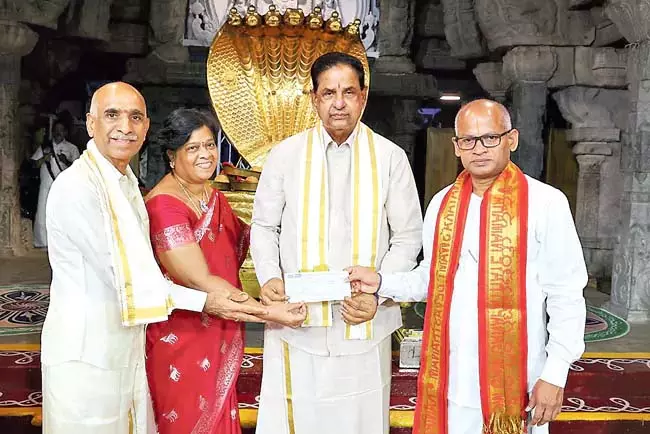 Andhra : थिटाइड को 1.01 करोड़ रुपये का दान मिला Andhra : थिटाइड को 1.01 करोड़ रुपये का दान मिला