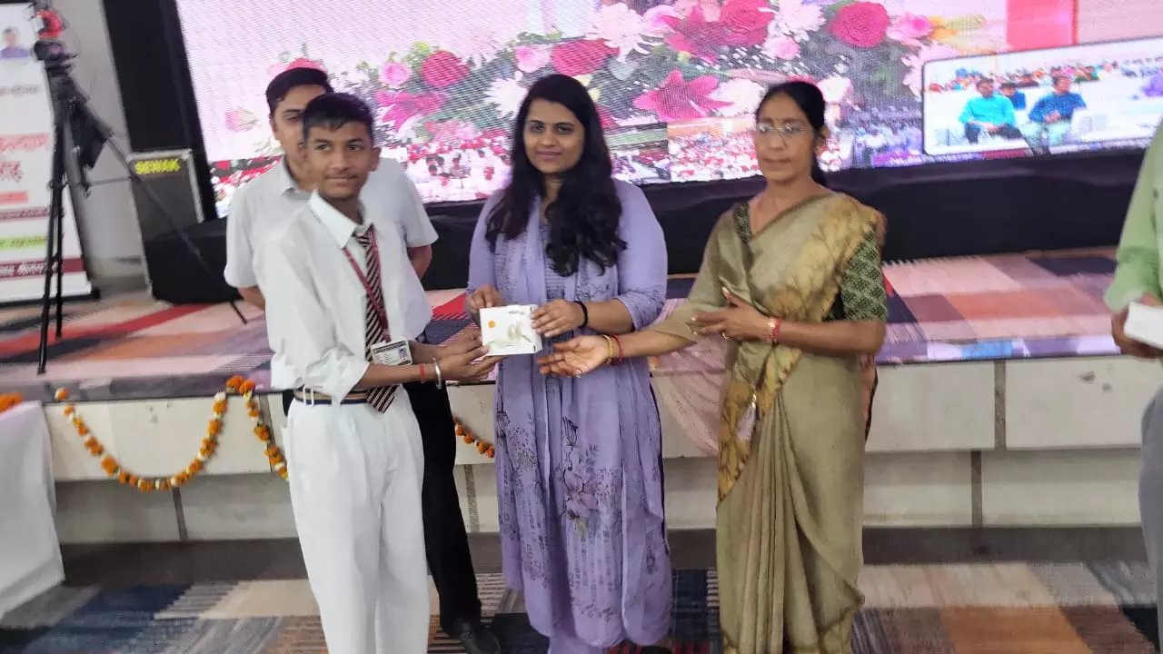 Rajasthan दिवस साप्ताहिक महोत्सव के तहत अंत्योदय कल्याण समारोह आयोजित Rajasthan दिवस साप्ताहिक महोत्सव के तहत अंत्योदय कल्याण समारोह आयोजित