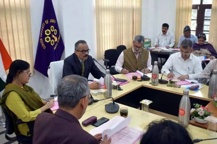 क्लस्टर विश्वविद्यालय Jammu की अकादमिक परिषद ने महत्वपूर्ण निर्णय लिए क्लस्टर विश्वविद्यालय Jammu की अकादमिक परिषद ने महत्वपूर्ण निर्णय लिए