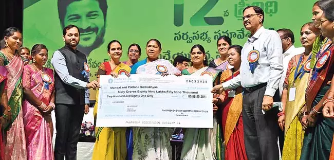 Telangana : हर जिले में इंदिरा महिलाशक्ति बाजार Telangana : हर जिले में इंदिरा महिलाशक्ति बाजार