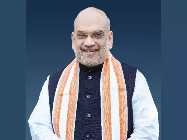 दो और हुर्रियत समूहों ने अलगाववाद को त्यागा, अमित शाह ने कहा- एकता की जीत पूरे कश्मीर में गूंज रही दो और हुर्रियत समूहों ने अलगाववाद को त्यागा, अमित शाह ने कहा- एकता की जीत पूरे कश्मीर में गूंज रही