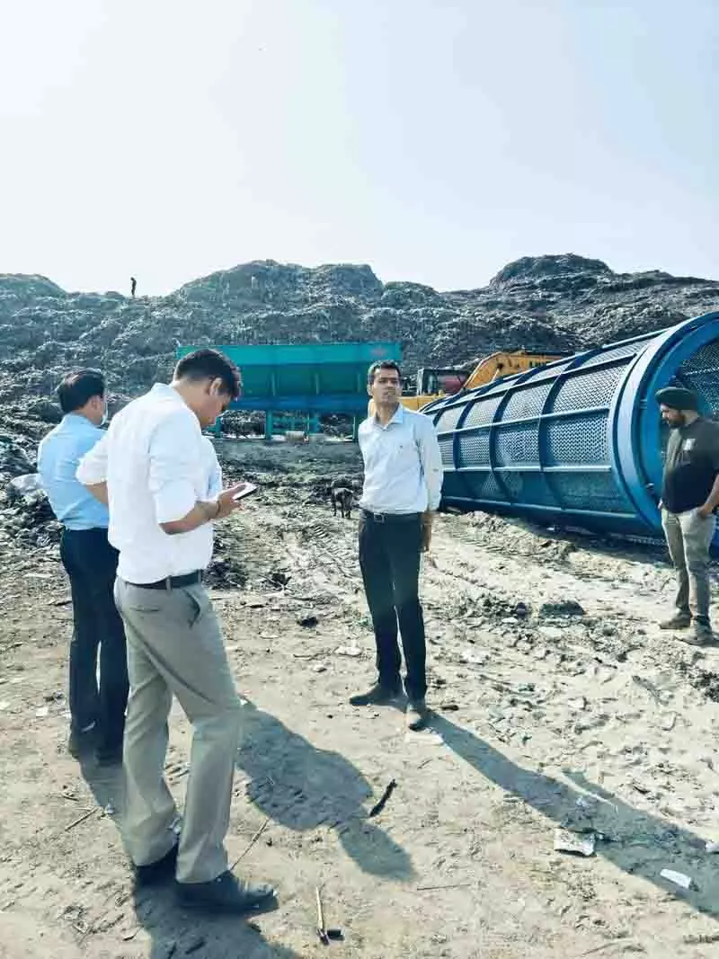 MC प्रमुख ने ठोस अपशिष्ट प्रबंधन परियोजनाओं का निरीक्षण किया MC प्रमुख ने ठोस अपशिष्ट प्रबंधन परियोजनाओं का निरीक्षण किया