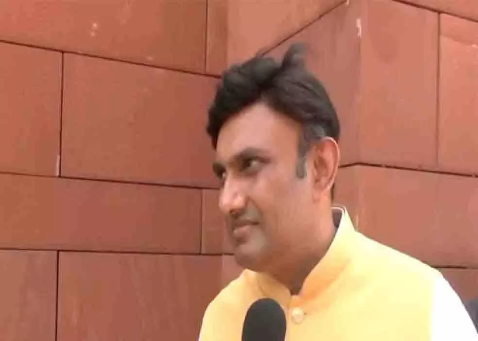 प्रतिगामी सोच: BJP सांसद ने सीएम एमके स्टालिन के दावे की आलोचना की प्रतिगामी सोच: BJP सांसद ने सीएम एमके स्टालिन के दावे की आलोचना की