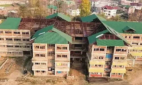 अनंतनाग में रहमत-ए-आलम अस्पताल भवन की आगे सुरक्षा ऑडिट से इनकार किया