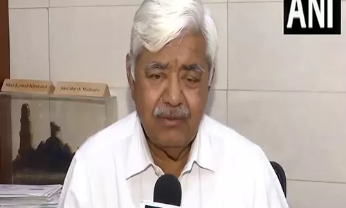 वक्फ से मिलने वाला पैसा जरूरतमंद महिलाओं और बच्चों के लिए: AIMPLB के विरोध पर VHP के अंतरराष्ट्रीय अध्यक्ष वक्फ से मिलने वाला पैसा जरूरतमंद महिलाओं और बच्चों के लिए: AIMPLB के विरोध पर VHP के अंतरराष्ट्रीय अध्यक्ष