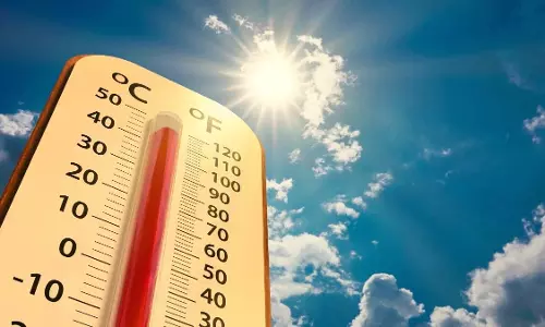 Indore Weather : गर्मी का कहर, सुबह से लू जैसे हालात Indore Weather : गर्मी का कहर, सुबह से लू जैसे हालात
