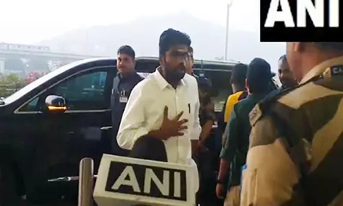 तमिलनाडु भाजपा अध्यक्ष के अन्नामलाई दिल्ली रवाना, Amit Shah से करेंगे मुलाकात तमिलनाडु भाजपा अध्यक्ष के अन्नामलाई दिल्ली रवाना, Amit Shah से करेंगे मुलाकात