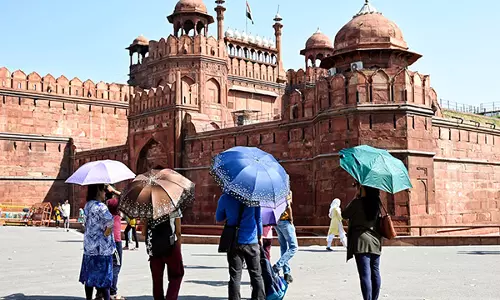 दिल्ली में अधिकतम तापमान 40.5 डिग्री दर्ज किया गया, IMD की रिपोर्ट दिल्ली में अधिकतम तापमान 40.5 डिग्री दर्ज किया गया, IMD की रिपोर्ट