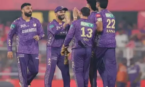 KKR ने अनुशासित गेंदबाजी से दबदबा बनाया, आरआर को 151/9 पर रोका