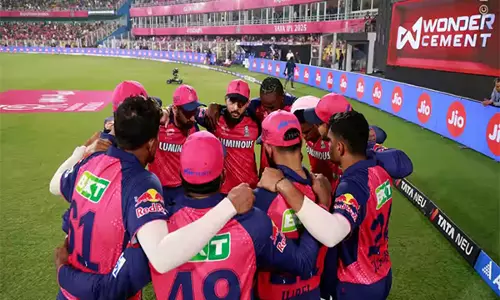 हम चेन्नई के लिए नए सिरे से वापसी करना सुनिश्चित करेंगे: IPL 2025 में नाइट राइडर्स से 8 विकेट से हार के बाद रियान पराग हम चेन्नई के लिए नए सिरे से वापसी करना सुनिश्चित करेंगे: IPL 2025 में नाइट राइडर्स से 8 विकेट से हार के बाद रियान पराग