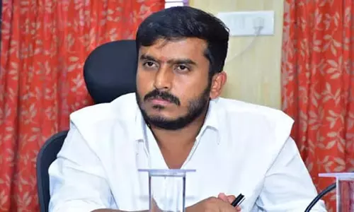 MLA हरीश गौड़ा ने पूछा, स्थापित राजनेता कैसे हनी-ट्रैप में फंस सकते MLA हरीश गौड़ा ने पूछा, स्थापित राजनेता कैसे हनी-ट्रैप में फंस सकते