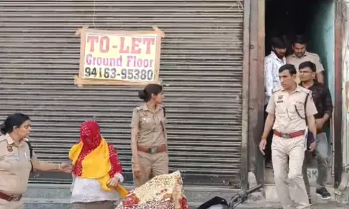 Kaithal: अवैध स्पा और मसाज सेंटरों पर पुलिस की रेड, चार लड़कियां व तीन लड़के गिरफ्तार