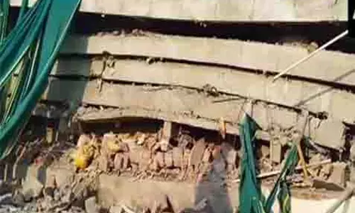 भद्राचलम में छह मंजिला निर्माणाधीन इमारत ढही