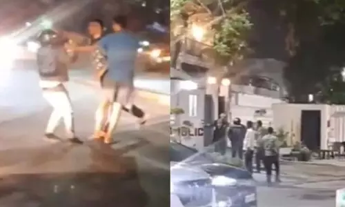 जबरन मारपीट करते है कवि कुमार विश्वास के गनमैन, आरोप के बाद वीडियो वायरल