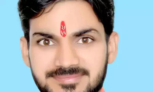 प्रहलाद नगरी जन कल्याण समिति अध्यक्ष शिवम द्विवेदी ने हिंदू नव वर्ष मनाने की अपील की प्रहलाद नगरी जन कल्याण समिति अध्यक्ष शिवम द्विवेदी ने हिंदू नव वर्ष मनाने की अपील की