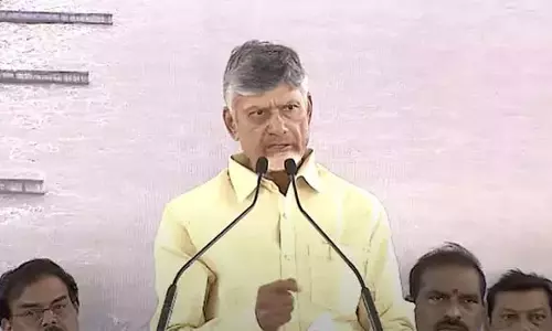 ‘पोलावरम’ को कभी न कभी तो पूरा हो जाना चाहिए था : Chandrababu ‘पोलावरम’ को कभी न कभी तो पूरा हो जाना चाहिए था : Chandrababu