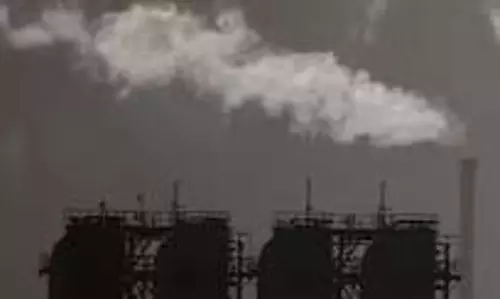 UK के ग्रीनहाउस गैस उत्सर्जन में 2024 में 4% की गिरावट: Govt. data UK के ग्रीनहाउस गैस उत्सर्जन में 2024 में 4% की गिरावट: Govt. data