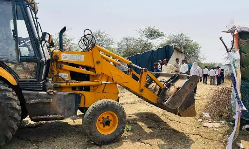 कमल विहार में छुटभैया नेता कर रहे अवैध कब्जा कमल विहार में छुटभैया नेता कर रहे अवैध कब्जा