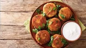 Navratri Special Falahari : व्रत में घर पर आसानी से बनाएं आलू बाइट्स Navratri Special Falahari : व्रत में घर पर आसानी से बनाएं आलू बाइट्स