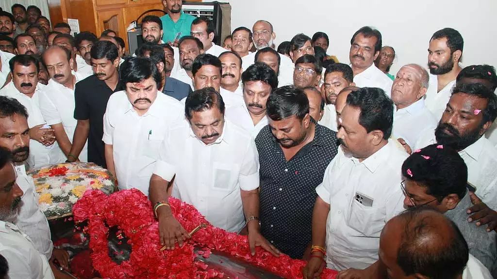 करुप्पासामी पांडियन का निधन AIADMK के लिए एक बड़ी क्षति है - एडप्पादी के. पलानीसामी करुप्पासामी पांडियन का निधन AIADMK के लिए एक बड़ी क्षति है - एडप्पादी के. पलानीसामी