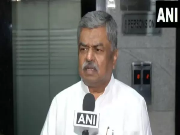 BJP, RSS दक्षिण में संख्या कम करना चाहते हैं, विसंगतियां पैदा करना चाहते हैं: परिसीमन पर बीके हरिप्रसाद BJP, RSS दक्षिण में संख्या कम करना चाहते हैं, विसंगतियां पैदा करना चाहते हैं: परिसीमन पर बीके हरिप्रसाद