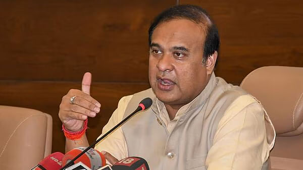Assam के मुख्यमंत्री ने दिलवर हुसैन की गिरफ्तारी पर कहा, वह पत्रकार नहीं, व्यवसायी Assam के मुख्यमंत्री ने दिलवर हुसैन की गिरफ्तारी पर कहा, वह पत्रकार नहीं, व्यवसायी