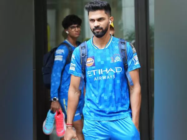 गायकवाड़ ने मैच खेलने और Virat Kohli के खिलाफ खेलने के बारे में अपने विचार साझा किए गायकवाड़ ने मैच खेलने और Virat Kohli के खिलाफ खेलने के बारे में अपने विचार साझा किए