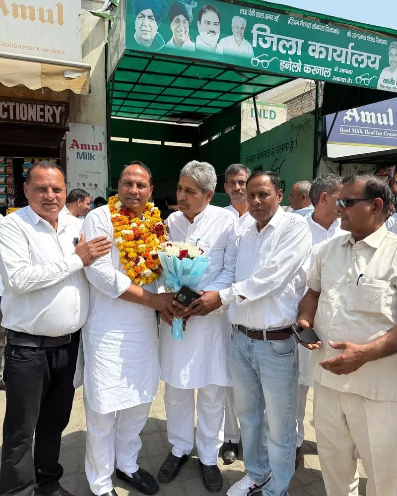 Haryana : इनेलो के नवनियुक्त जिला अध्यक्ष सुरजीत ने कार्यभार संभाला Haryana : इनेलो के नवनियुक्त जिला अध्यक्ष सुरजीत ने कार्यभार संभाला