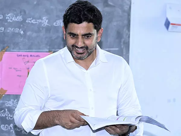 Nara Lokesh का नो बैग डे सीखने की नई कल्पना करेगा, इसे और अधिक मनोरंजक बनाएगा Nara Lokesh का नो बैग डे सीखने की नई कल्पना करेगा, इसे और अधिक मनोरंजक बनाएगा