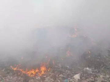 Ajmer: दमकल की गाड़ियों ने तारागढ़ की पहाड़ी पर लगी आग पर काबू पाया Ajmer: दमकल की गाड़ियों ने तारागढ़ की पहाड़ी पर लगी आग पर काबू पाया