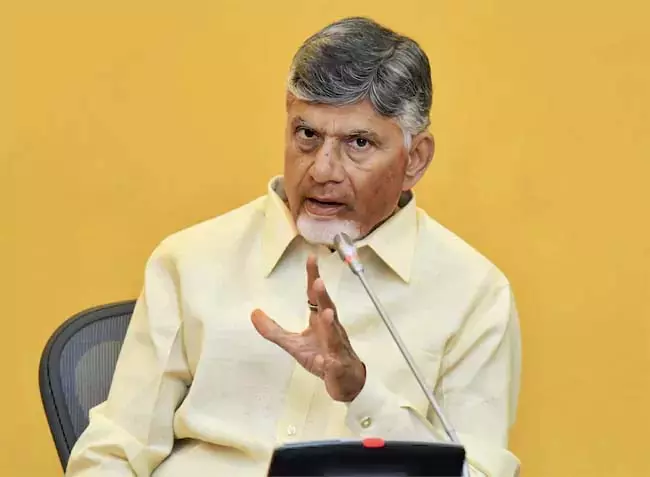 CM Chandrababu : लापरवाही की तो काली सूची में डाल दिए जाएंगे CM Chandrababu : लापरवाही की तो काली सूची में डाल दिए जाएंगे