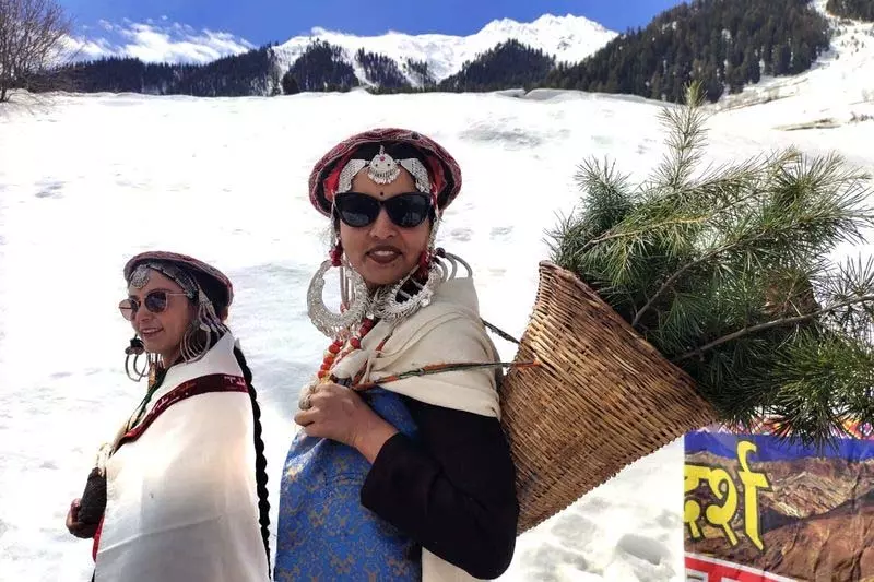 लाहौल स्पीति को वैश्विक शीतकालीन खेल केंद्र बनाने के लिए प्रशासन काम कर रहा: DC लाहौल स्पीति को वैश्विक शीतकालीन खेल केंद्र बनाने के लिए प्रशासन काम कर रहा: DC
